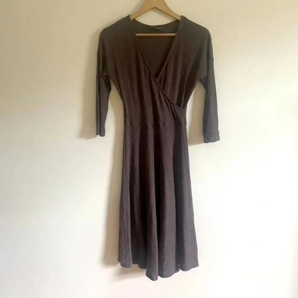 Modcloth Gray Ribbed Knit Faux Wrap Dress - Picture 3 of 14
